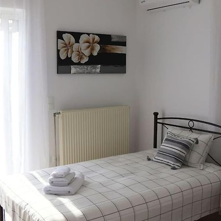 Fina'S House Villa Corinth Kültér fotó